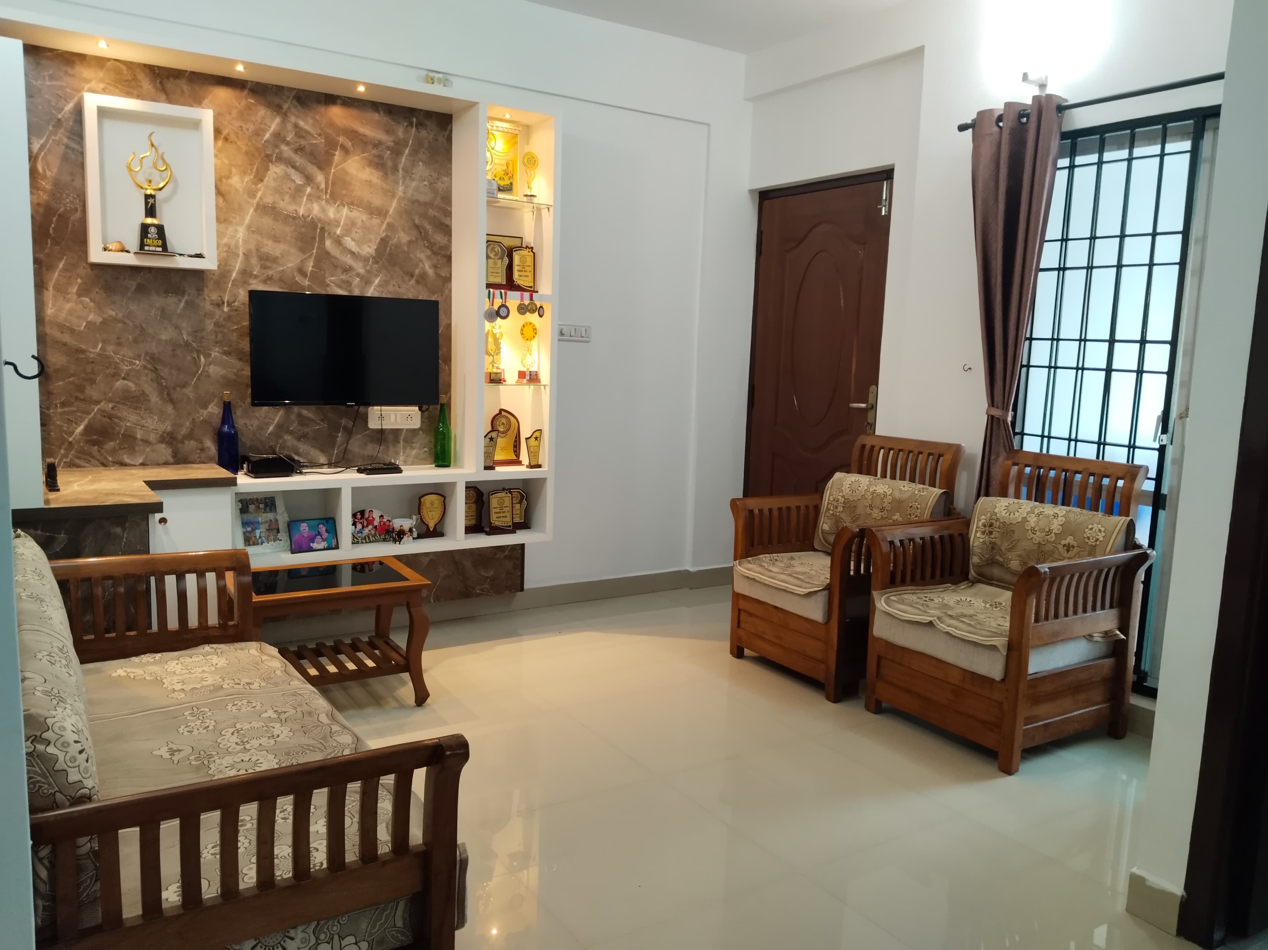 800sqft 2BHK Furnished Apartment