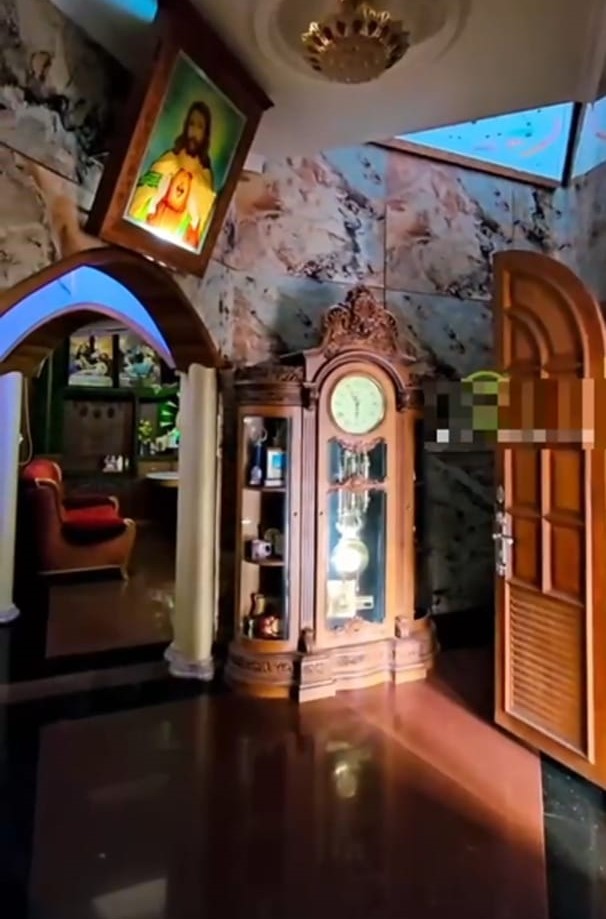 8500sqft 5BHK Semifurnished Luxury Bungalow