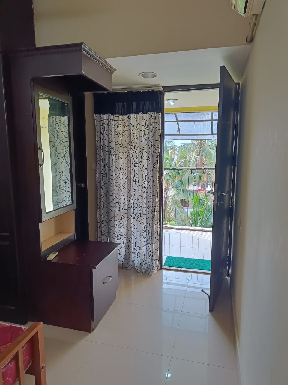 860sqft 2BHK Fully furnished Flat