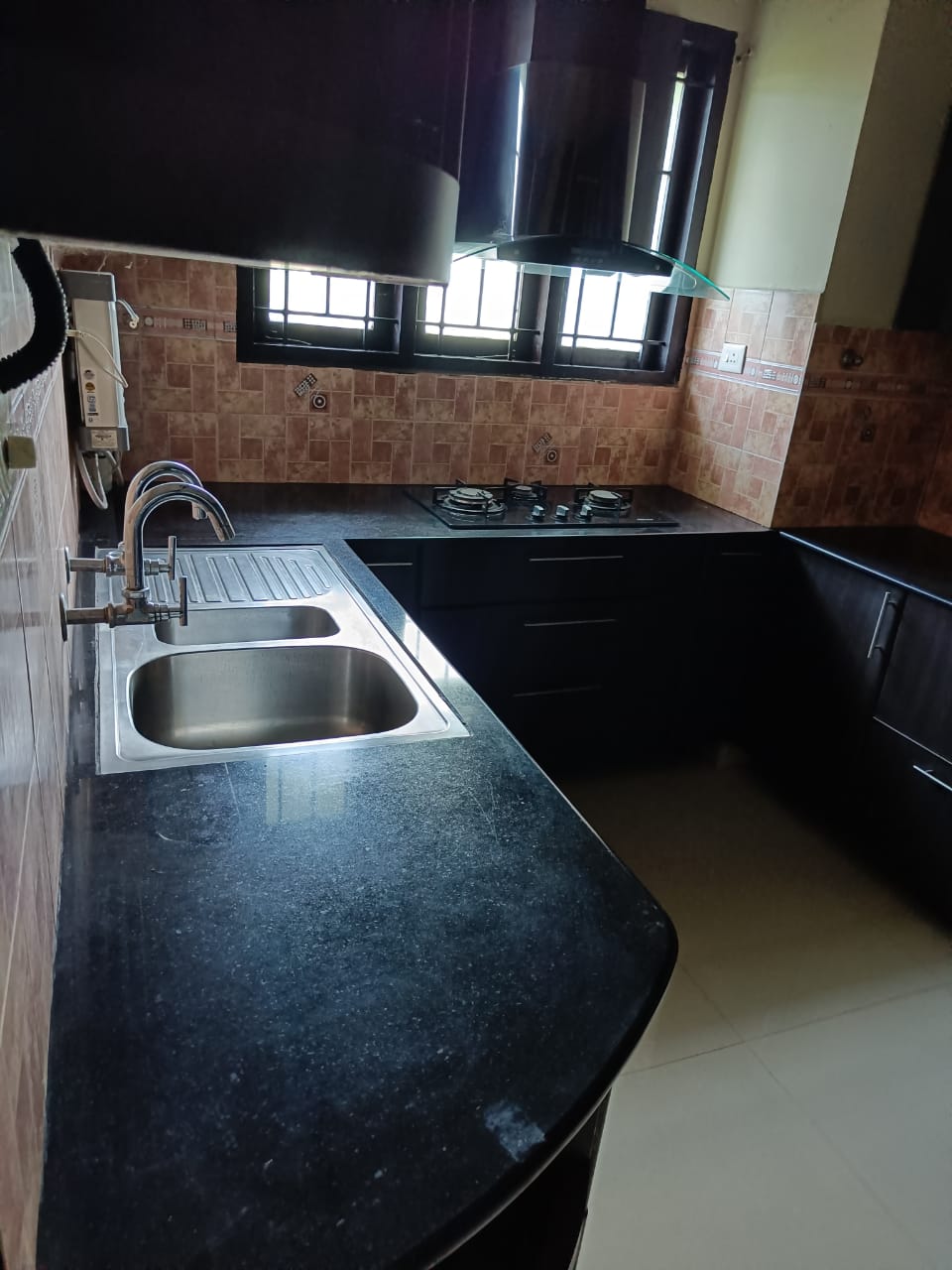 860sqft 2BHK Fully furnished Flat