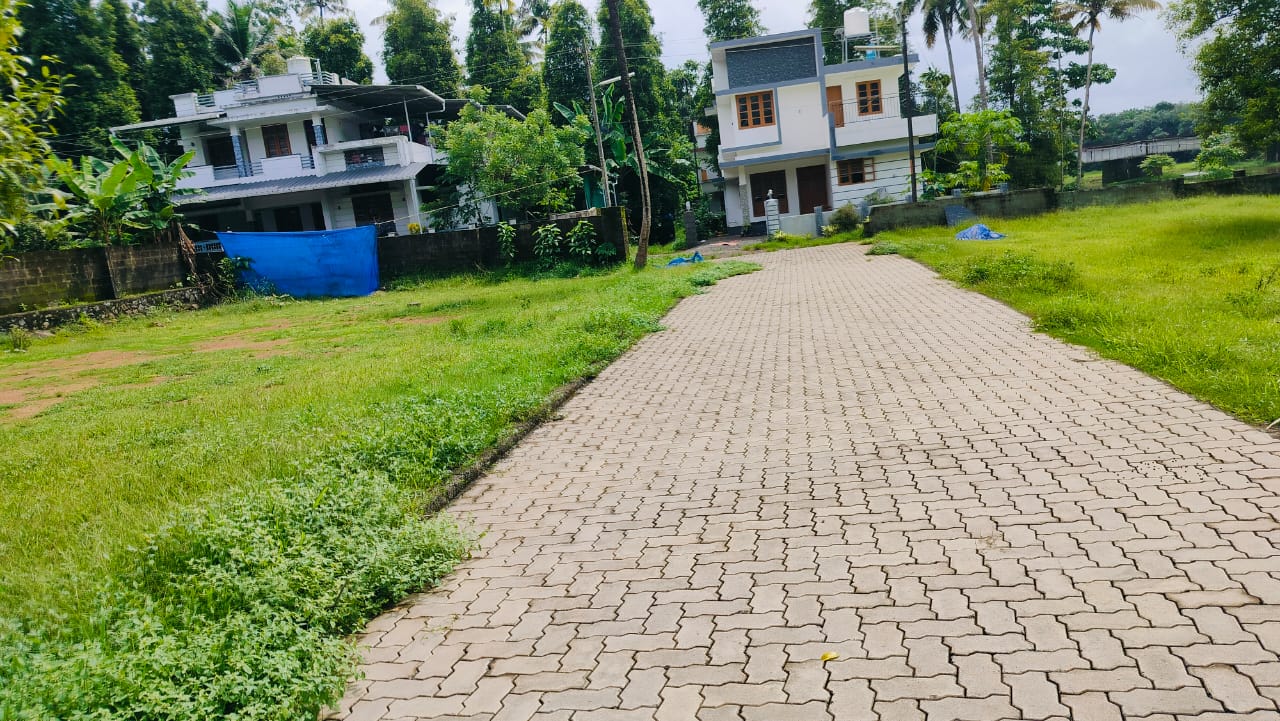 8Cents of Residential Land near Angamaly - for sale in Angamaly, Kochi ( Ernakulam ), Kerala