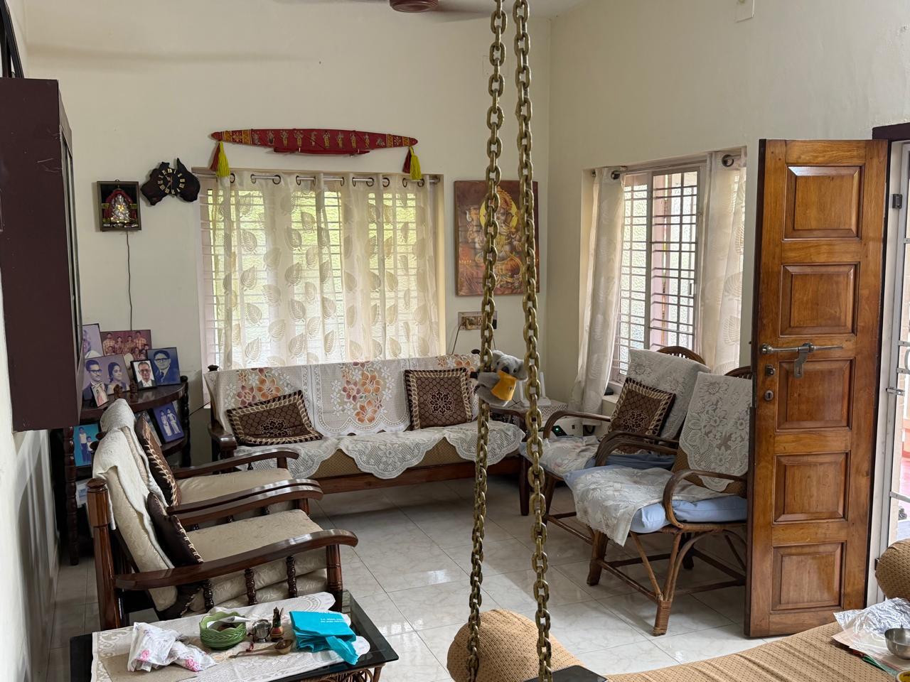 9.300cents with 2500sqft old House