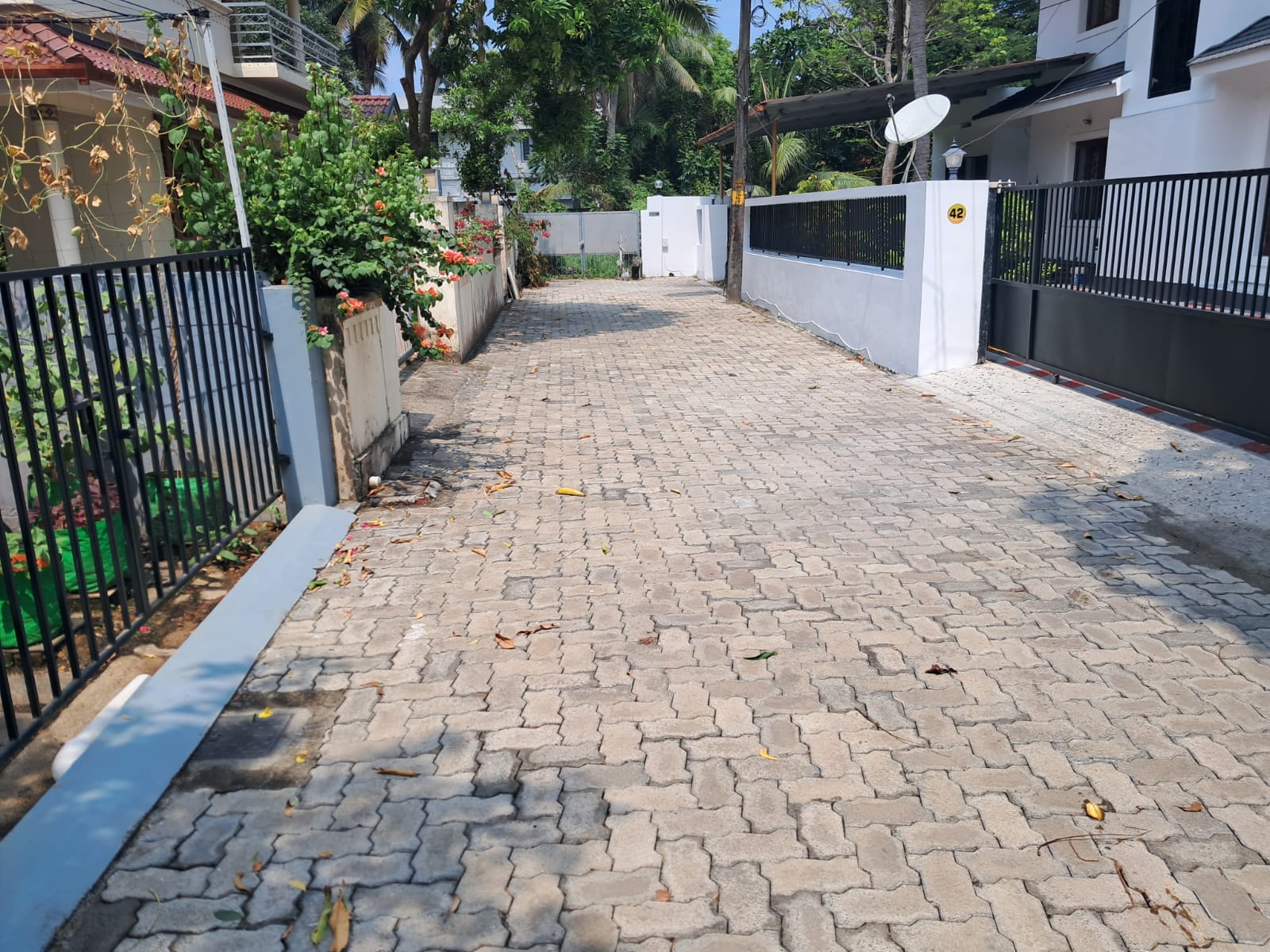 9 cent of prime residential property in a gated villa community