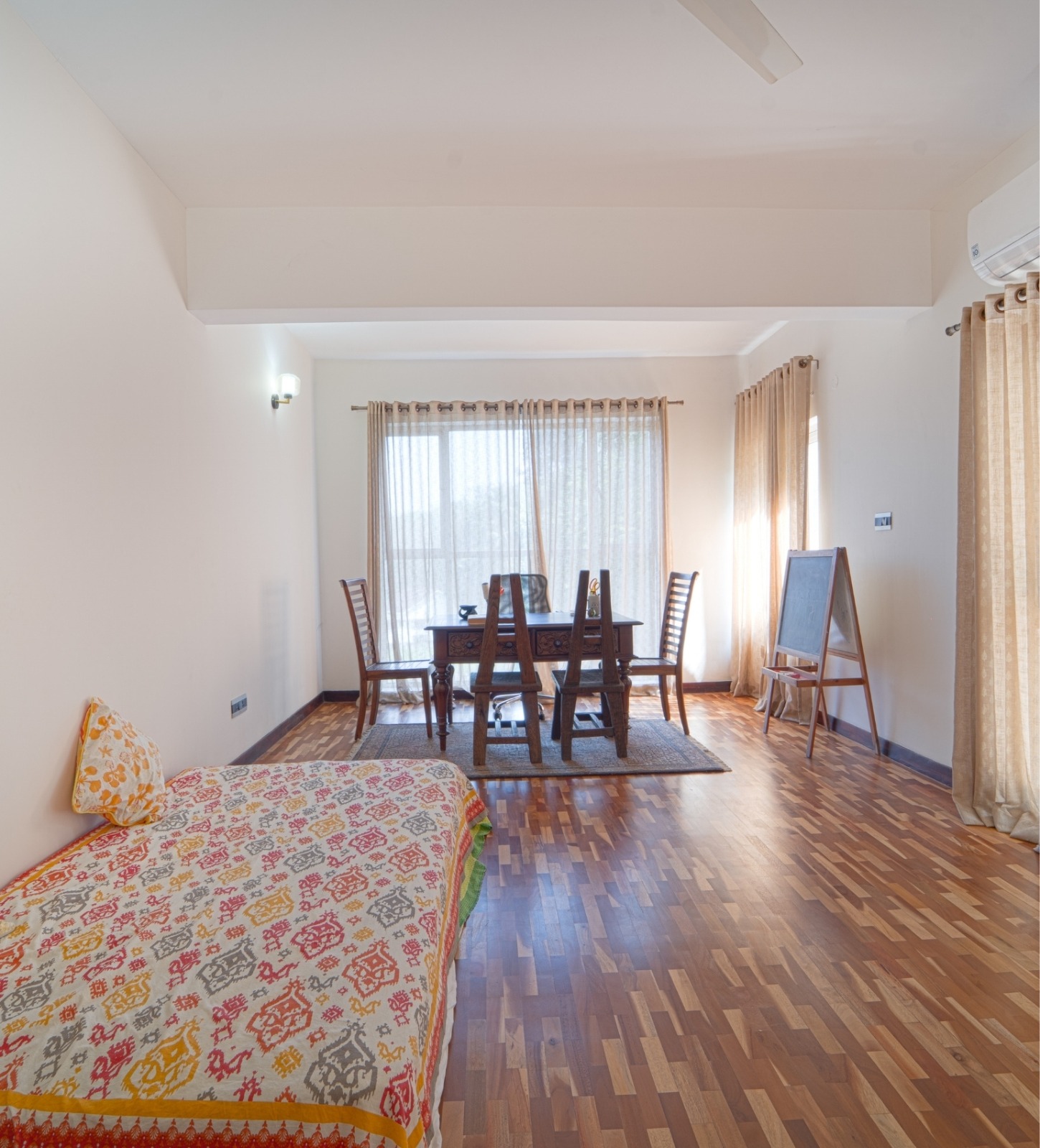 900sqft 2BHK Semifurnished Flat in Chembumukk, Kakkand