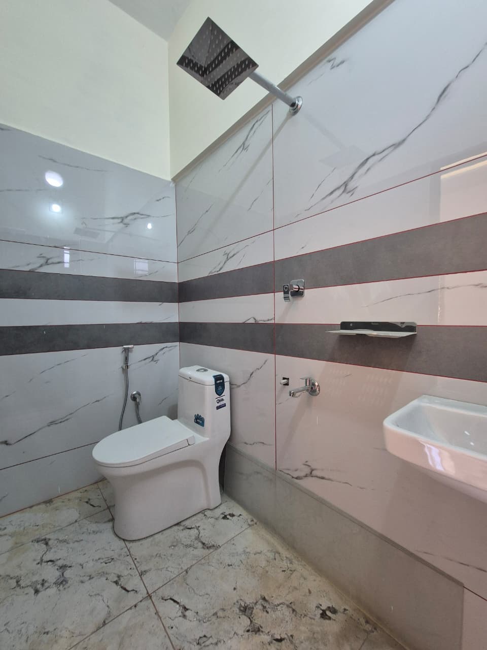 900sqft 3bhk House
