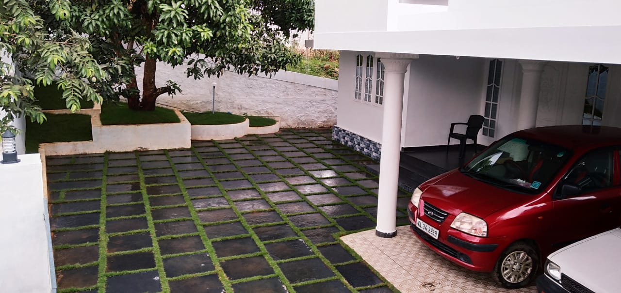 1389 sqft, 3BHK fully furnished Flat in Palarivattom