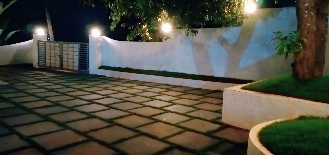 1389 sqft, 3BHK fully furnished Flat in Palarivattom