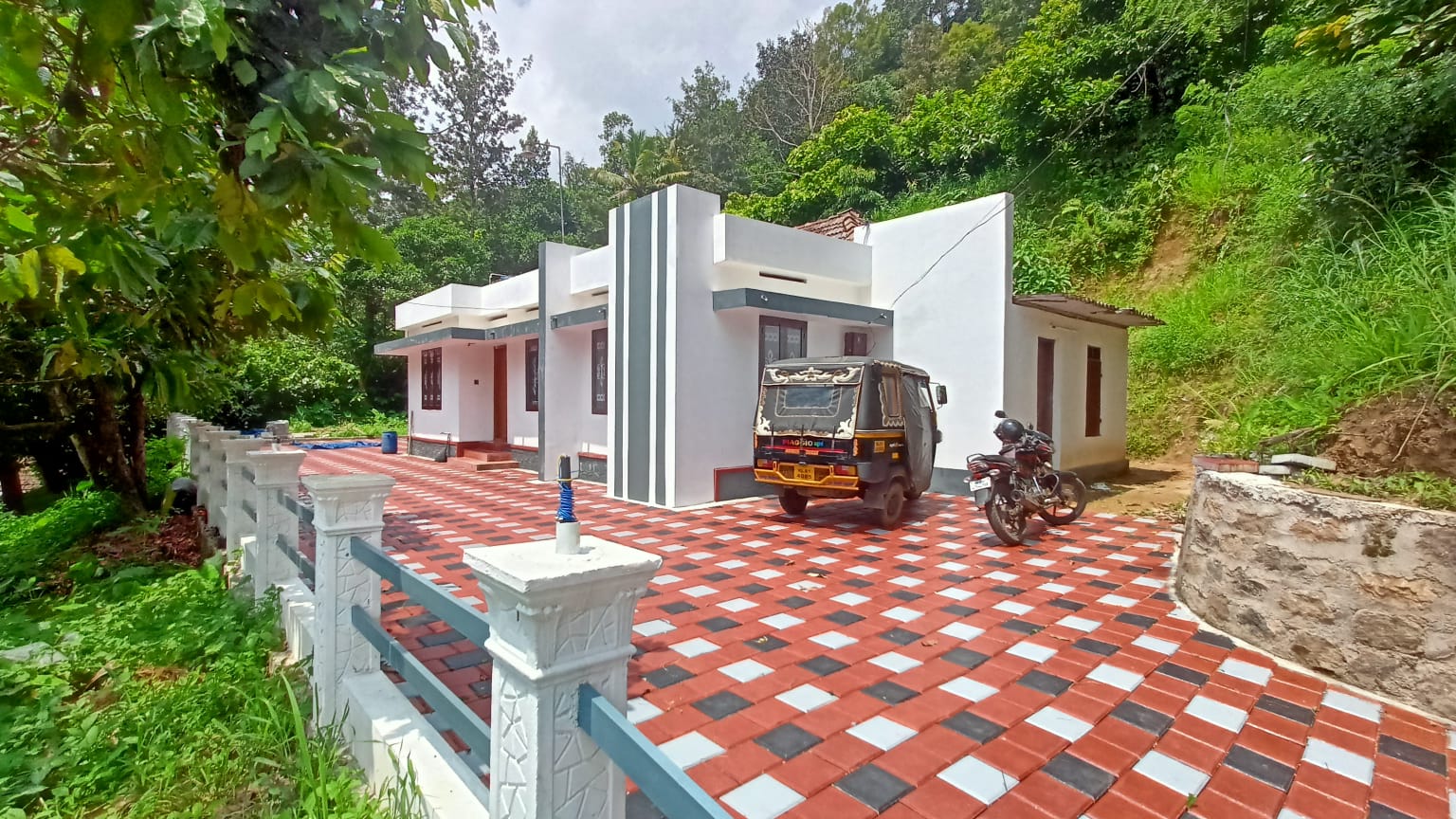 13 cents of Land in Edapally - for sale in Maj Hospital Edapally, Kochi ( Ernakulam ), Kerala
