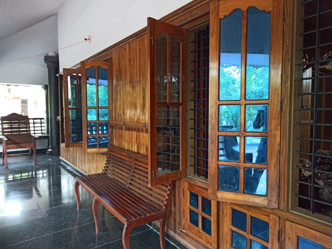 2 BHK Fully Furnished Flat near Seaport Airport Road, Kakkanad,900 sqft