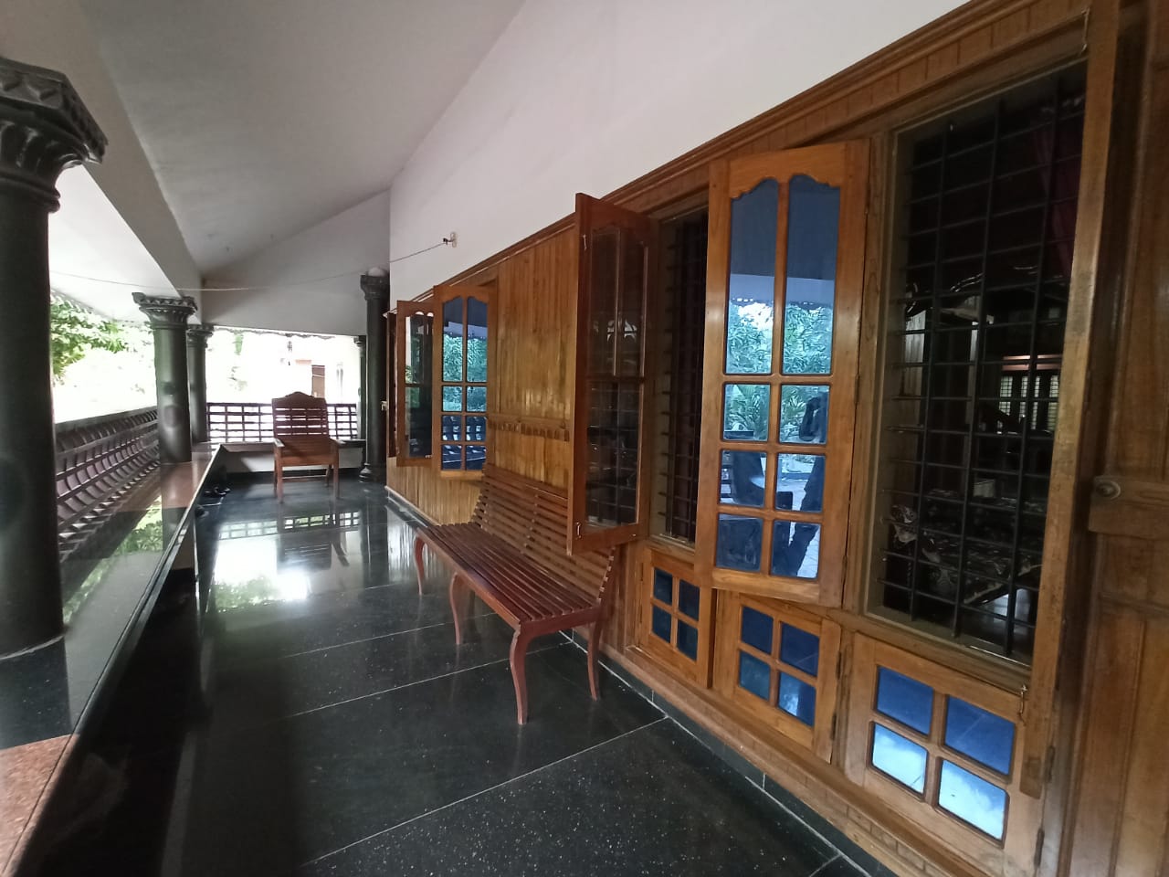 2 BHK Fully Furnished Flat near Seaport Airport Road, Kakkanad,900 sqft