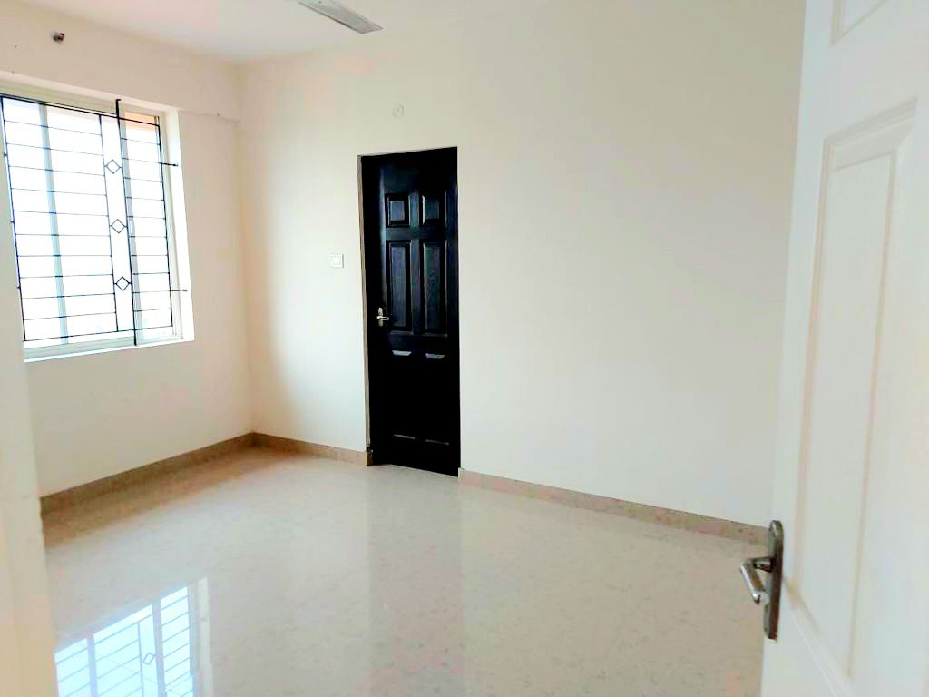 3 BHK Fully Furnished Flat in Aluva, 1710sqft