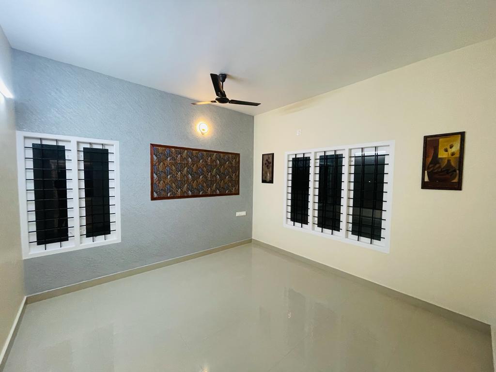 800 sqft, 2BHK Semifurnished Apartment in Edapilly