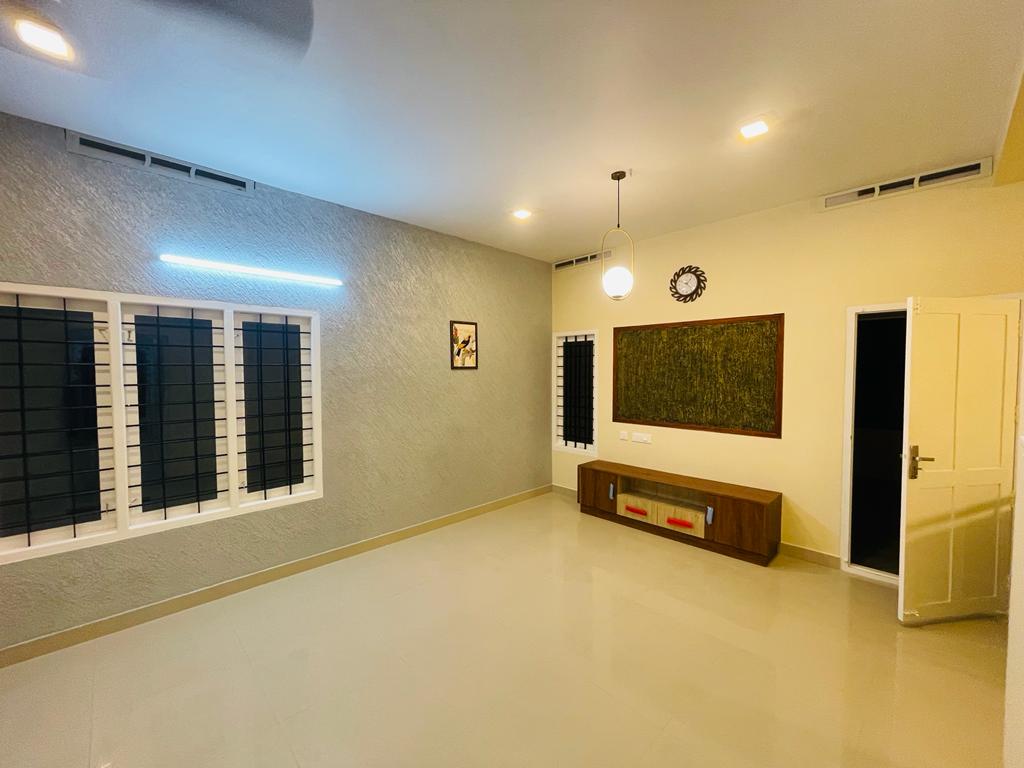 800 sqft, 2BHK Semifurnished Apartment in Edapilly