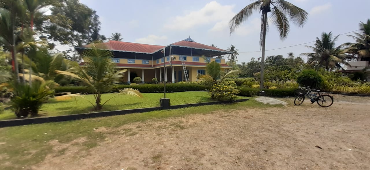 3BHK Semifurnished Flat in Aluva,1300sqft