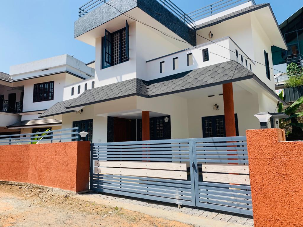 3BHK Brandnew Posh Villa2300sqft in Thengode, Kakkanad