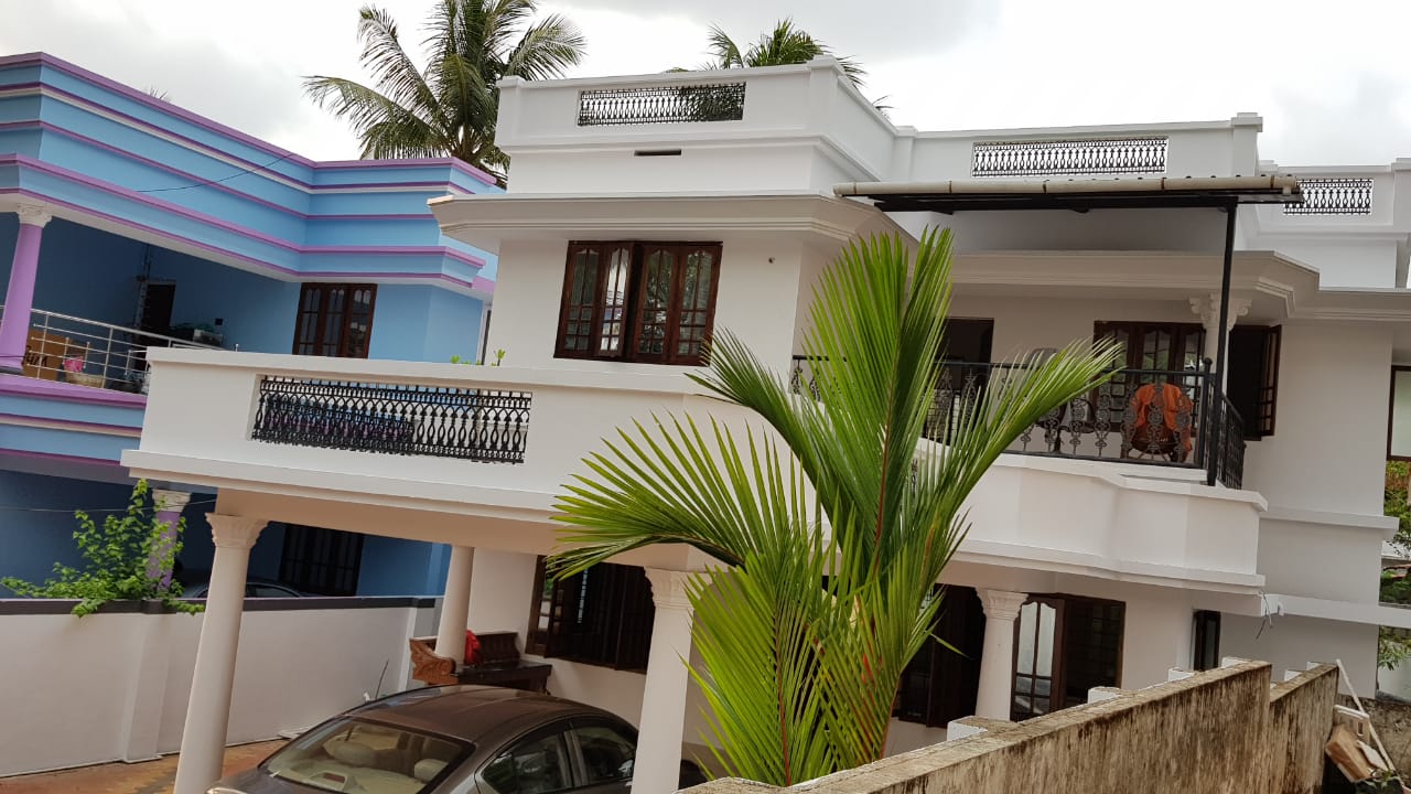 4 BHK Semi furnished House for sale2400 Sqft - for sale in Edayapuramaluva, Kochi ( Ernakulam ), Kerala