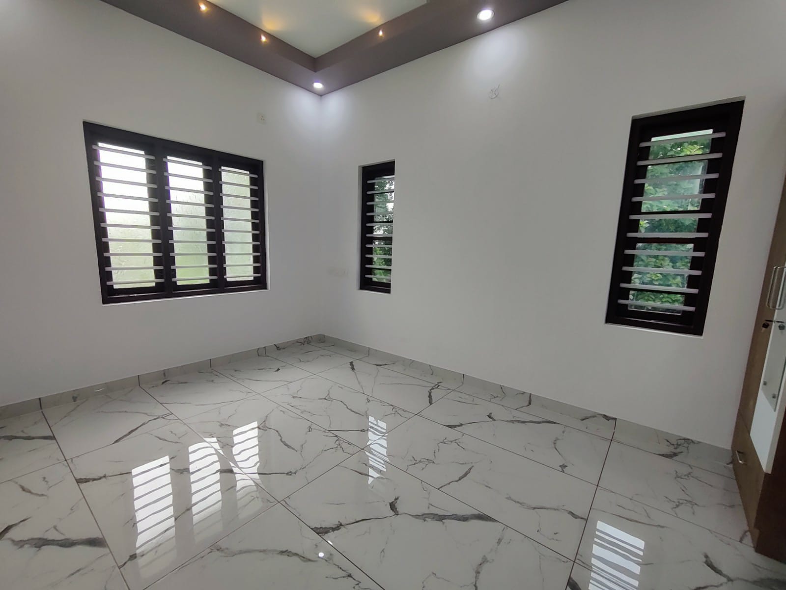 5cent of Residential Land with 800sqft house in Kakkanad