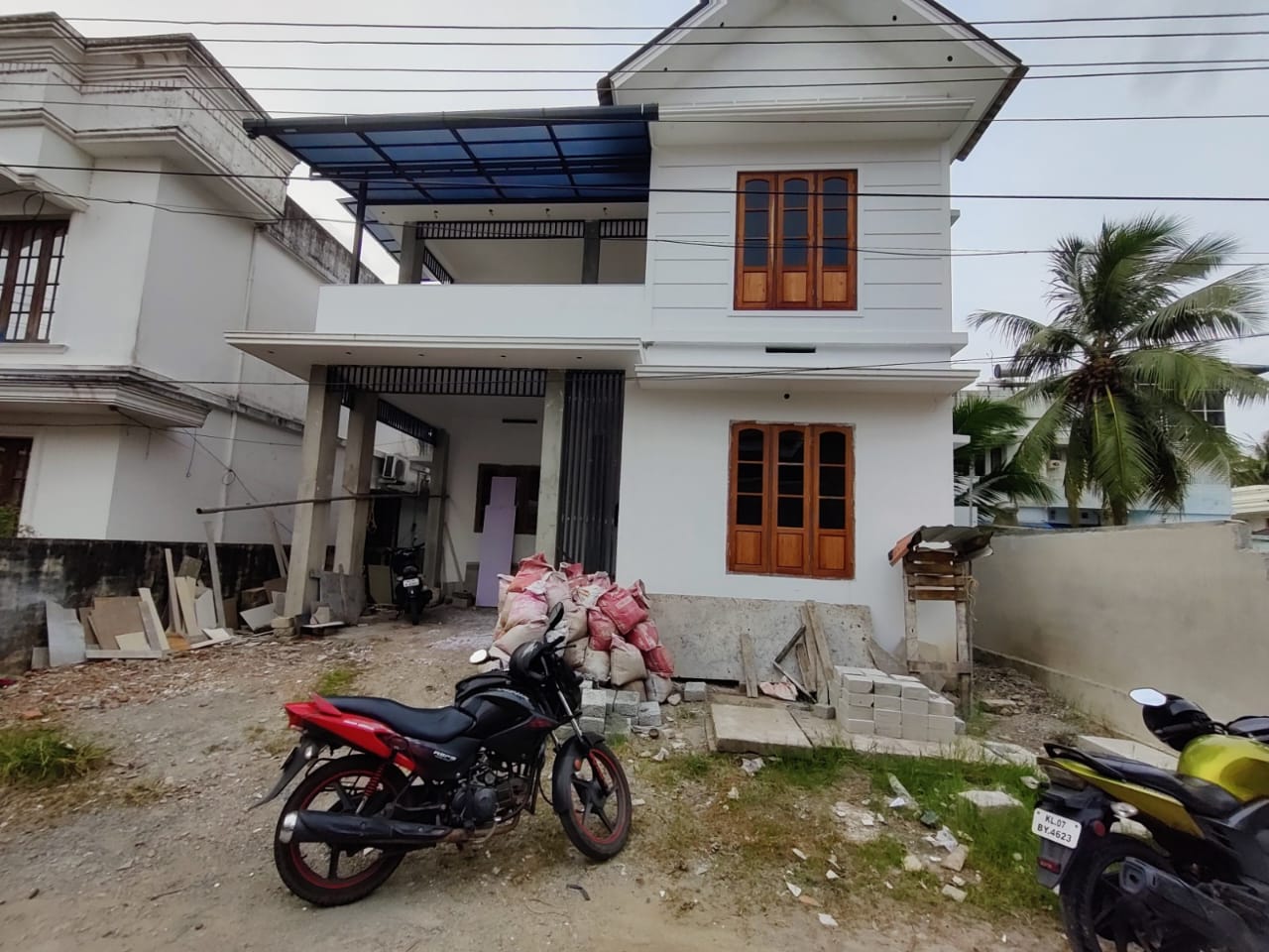 3.5 cent of Residential/Commercial Plot in Kadavanthra