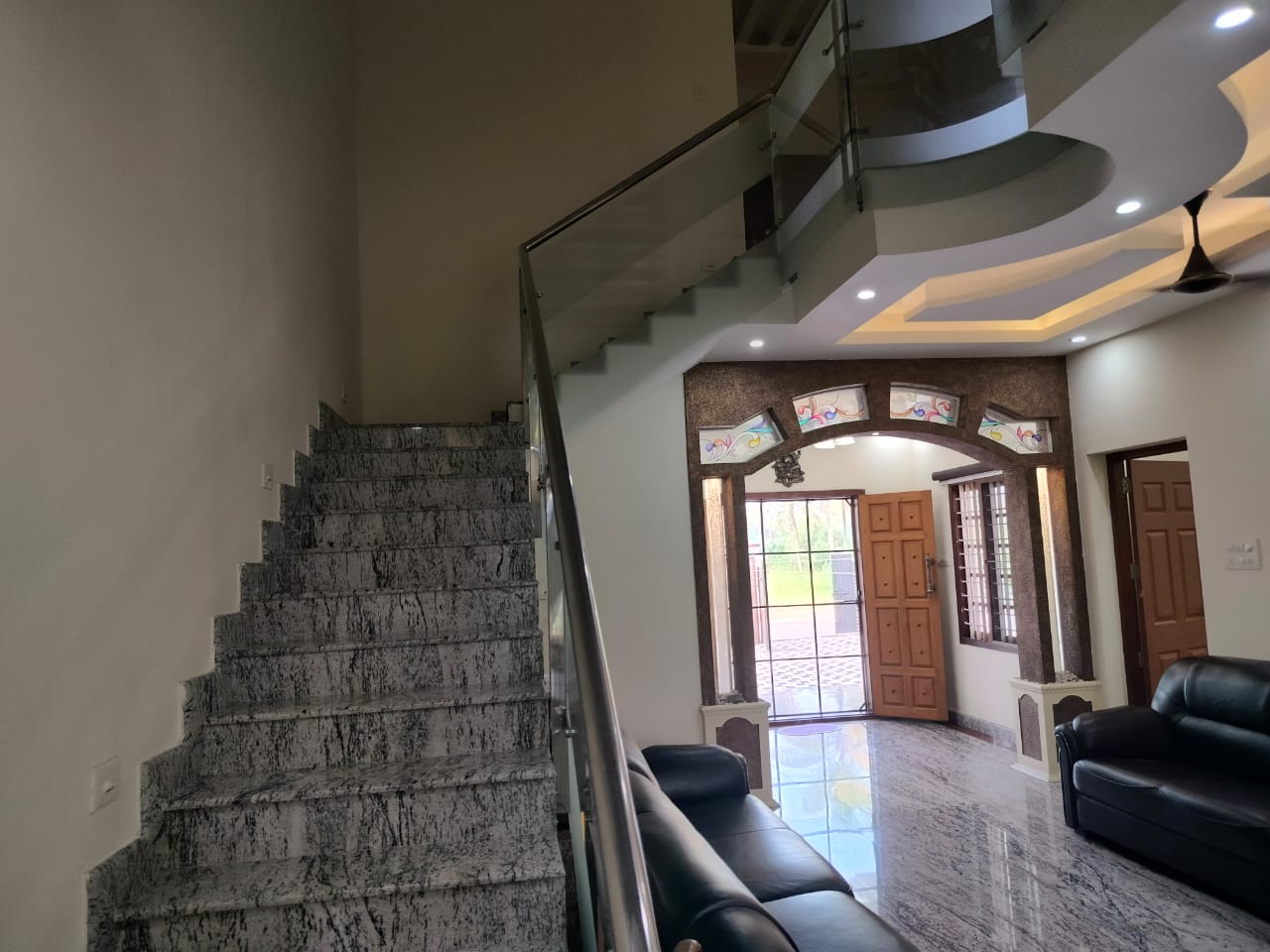 4BHK Fully Furnished Posh House 4000sqft