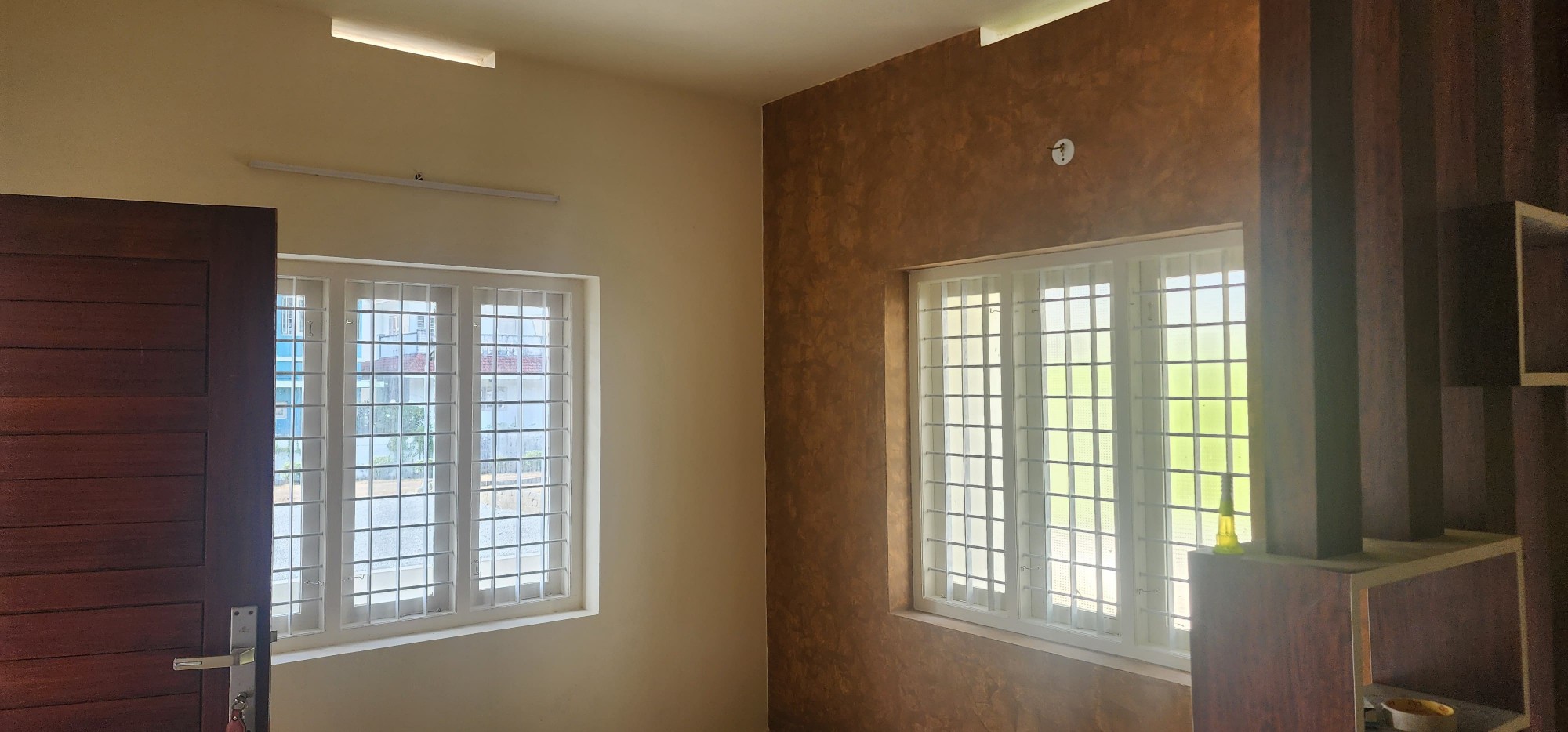 4BHK Semifurnished House. 2000 sqft in Eloorkkara, Aluva
