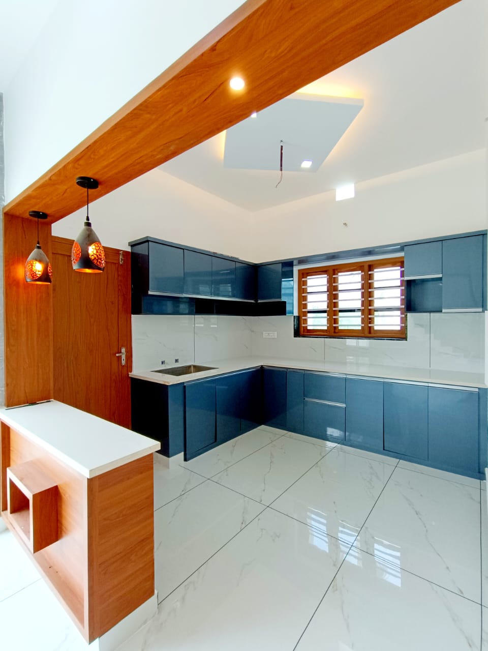 4BHK Semifurnished House w ith 5.50cent 2150sqft,