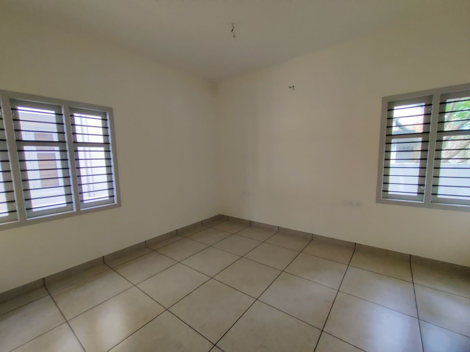 3BHK Semifurnished House 1150sqft in Edappily
