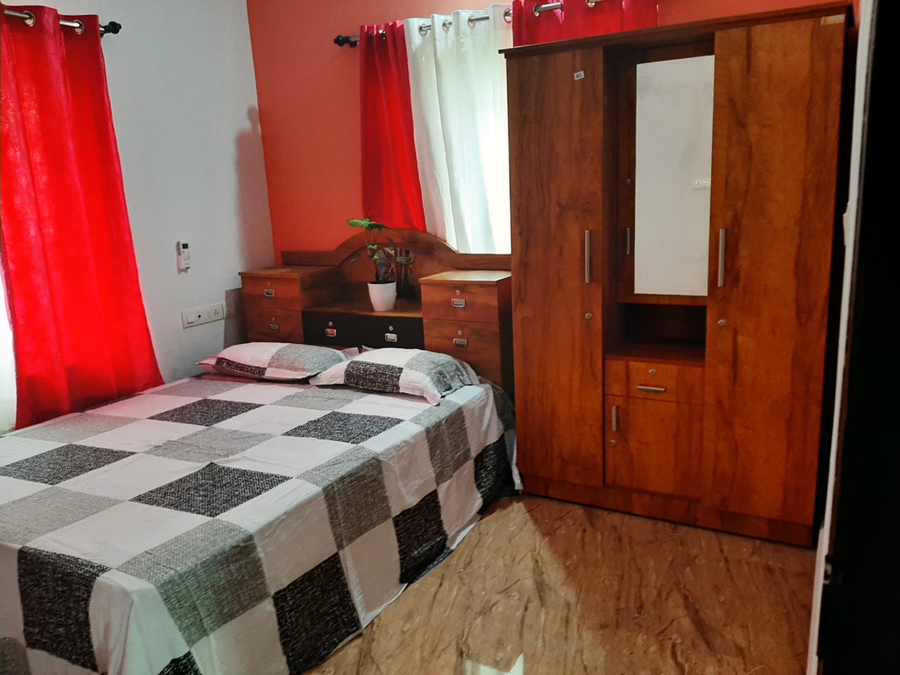 4BHK Semifurnished House1850sqft in Kakkanad