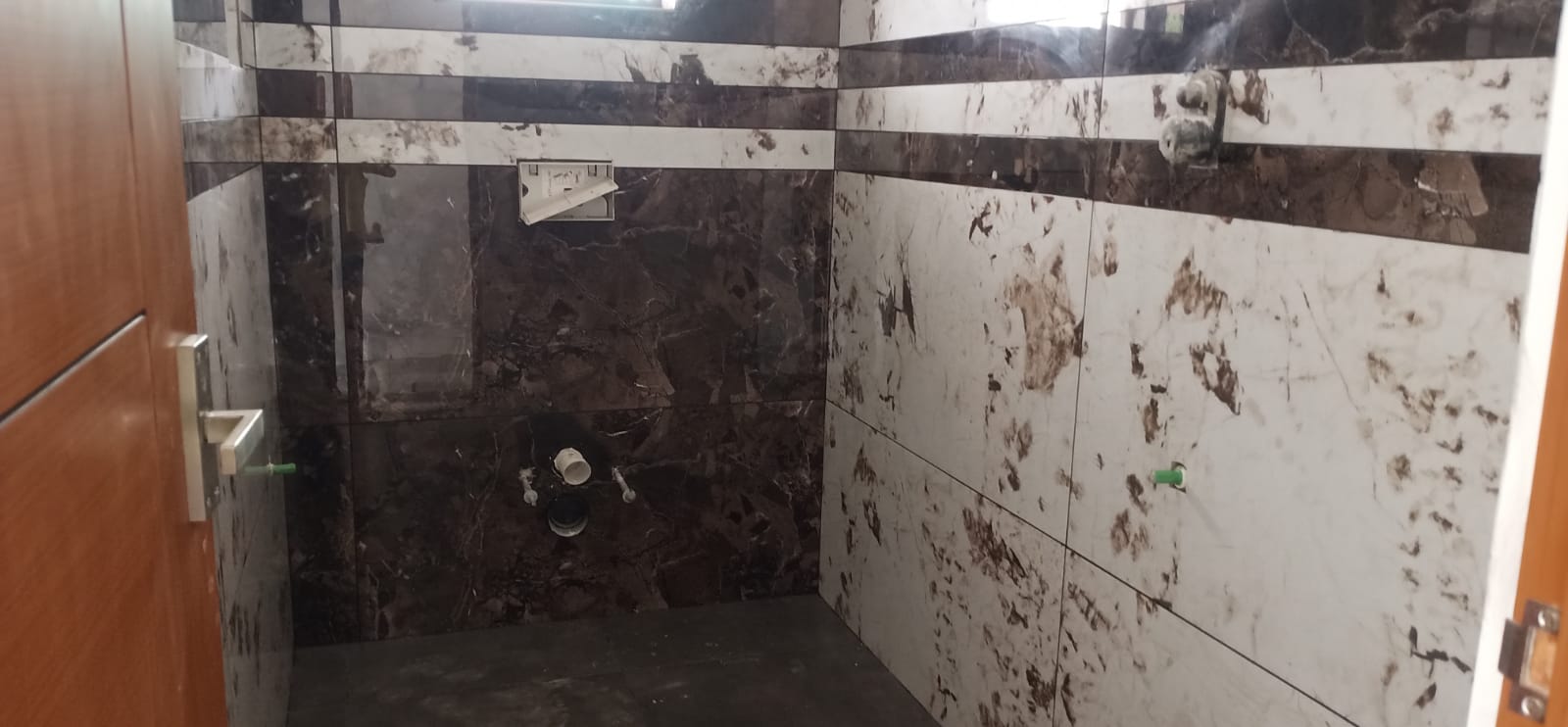 3BHK Semifurnished flat very near to Vytilla Hub, 1250sqft