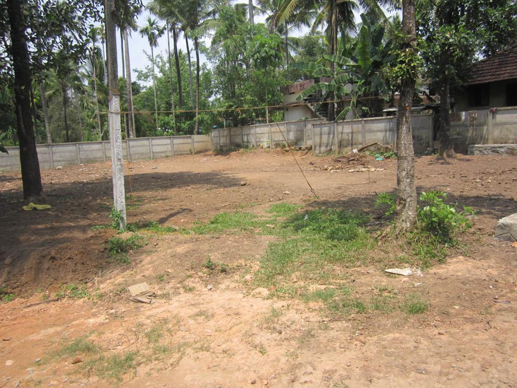 4BHK Semifurnished House 2100sqft