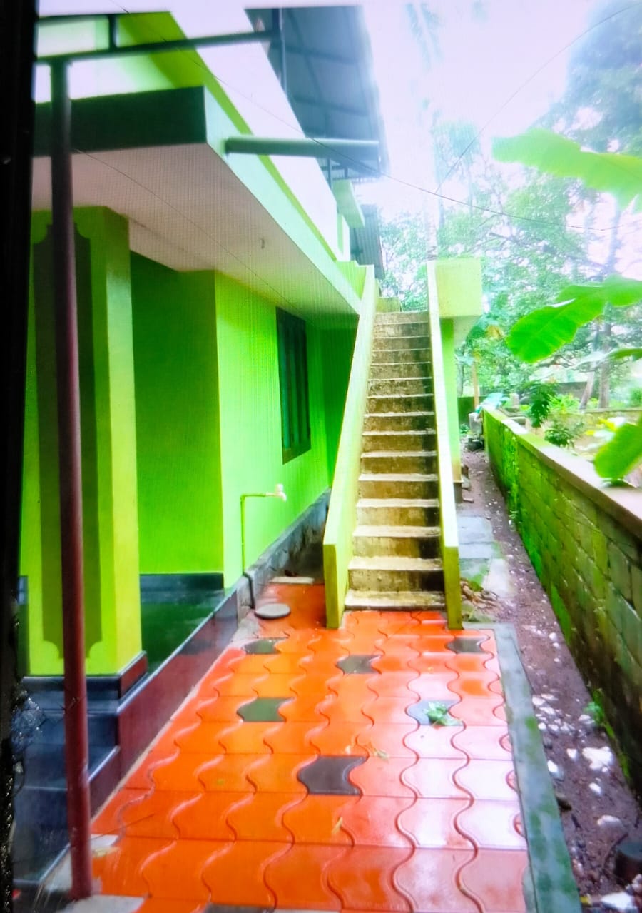 2BHK Semifurnished House