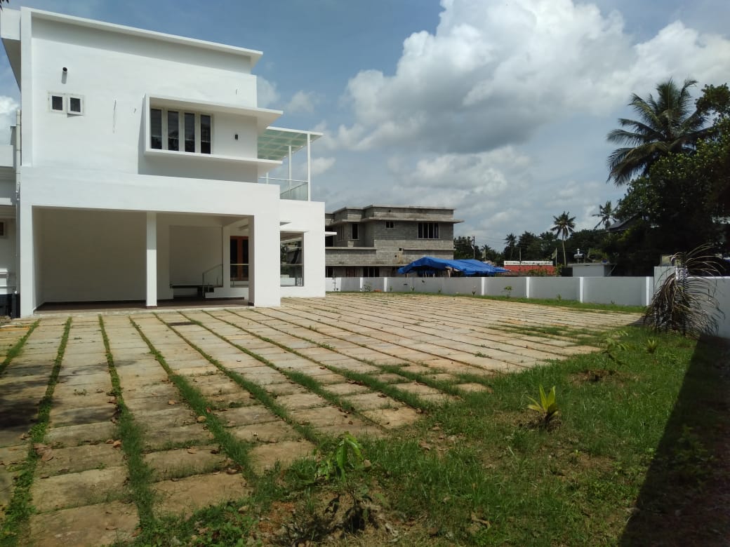 4BHK Brandnew House with 36 Cents Land3600sqft - for sale in Ankamaly, Kochi ( Ernakulam ), Kerala
