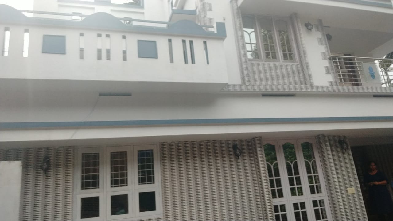 4BHK Semifurnished House 2050sqft in Maradu