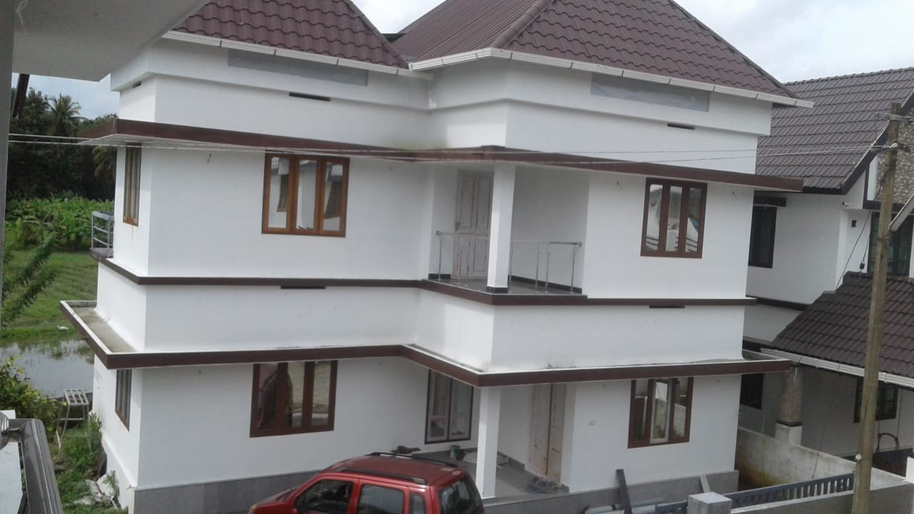 3BHK Semi Furnished Flat in Panampilly Nagar, Ernakulam,2240 sqft