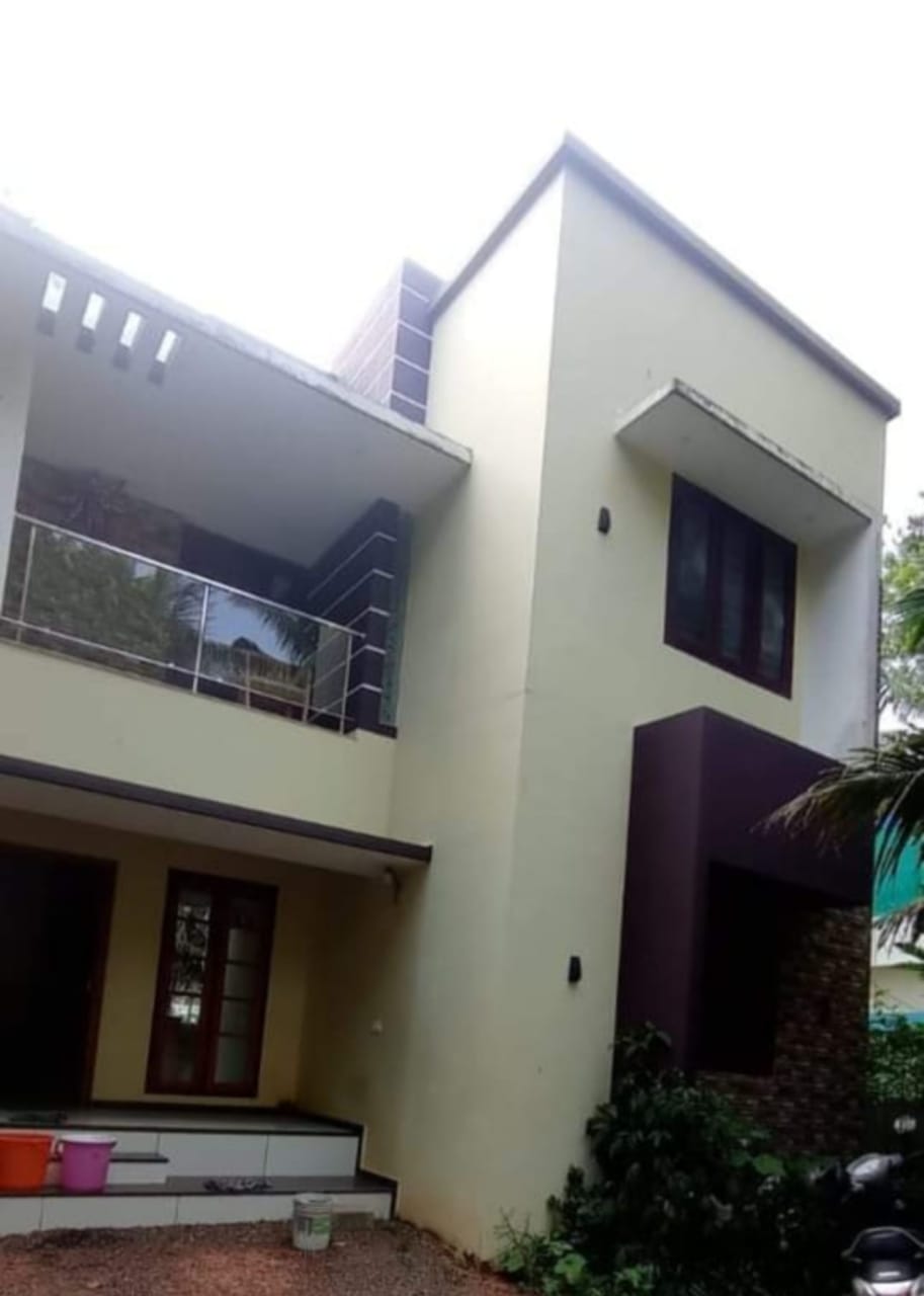 3BHK Semifurnished House with 5.50cent 1400sqft
