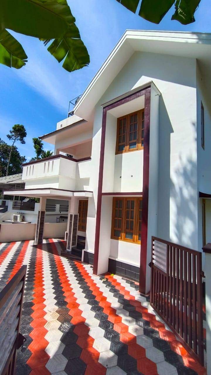 2BHK Semi Furnished Flat near collectorate, Kakkanad, 1081sqft