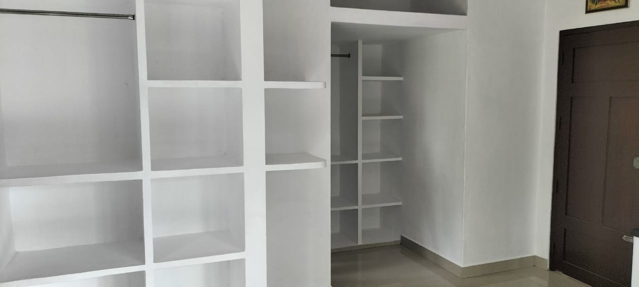 2000sqft Commercial Building in Vennala, Palarivattom