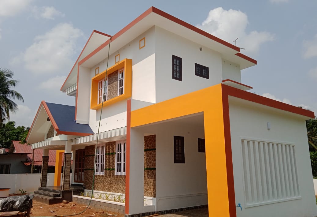 4BHK Semifurnished House 1600sqft in Manjummel, Varapuzha - for sale in Manjummel, Kochi ( Ernakulam ), Kerala