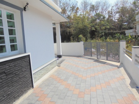 1750 sqft 3BHK brand new house Chottanikkara