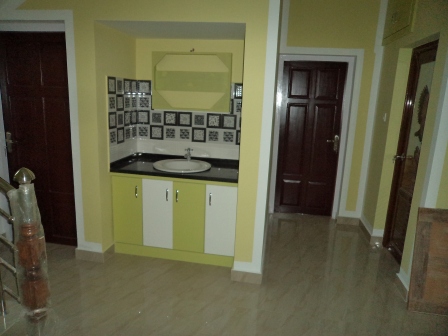 2200 sqft 4BHK ready to occupy house,chottanikkara