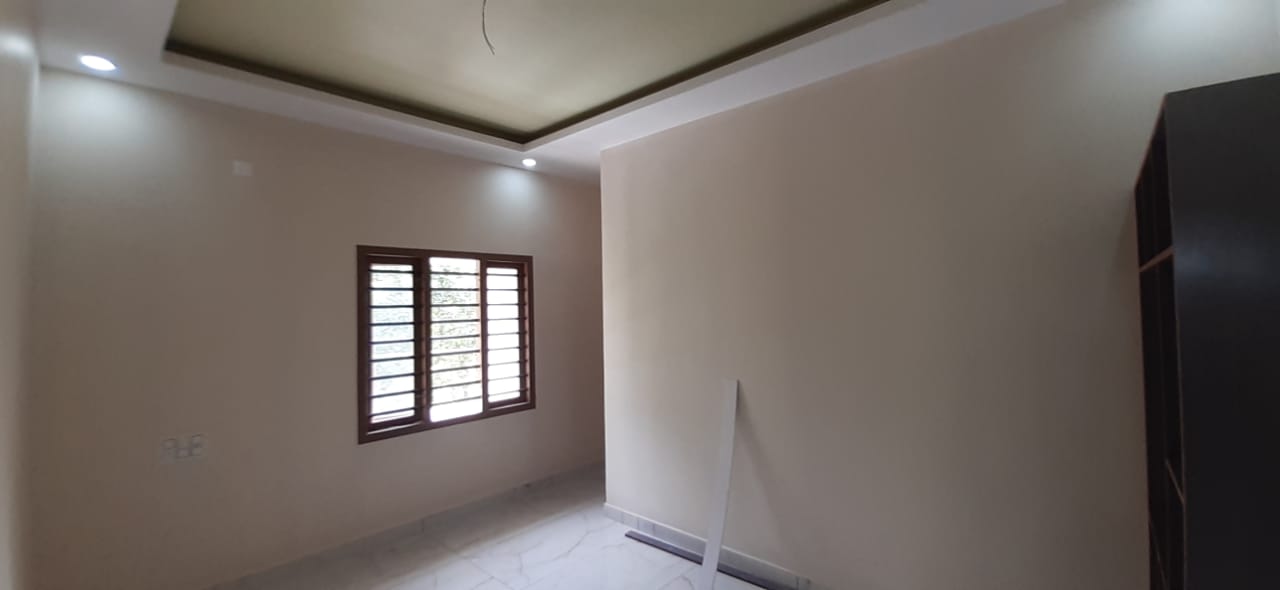 2800qft, 4BHK British Colonial type Posh House in 22cent near Ettumanoor, Kottayam