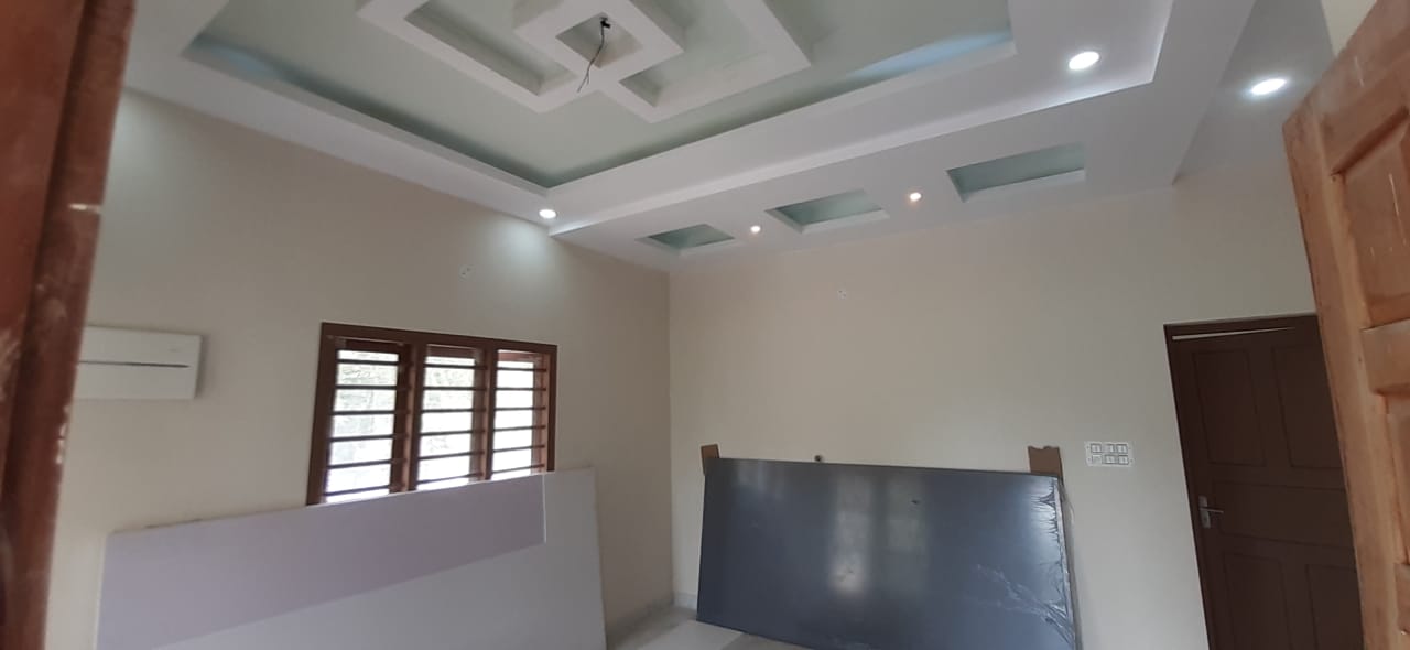 2800qft, 4BHK British Colonial type Posh House in 22cent near Ettumanoor, Kottayam