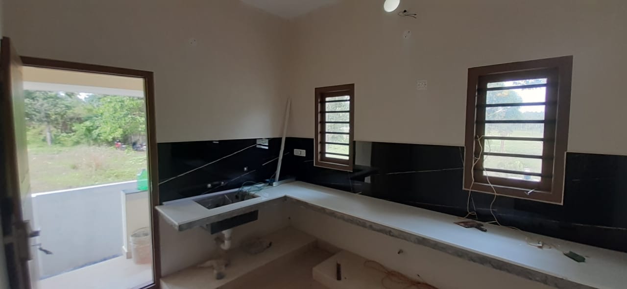 2800qft, 4BHK British Colonial type Posh House in 22cent near Ettumanoor, Kottayam