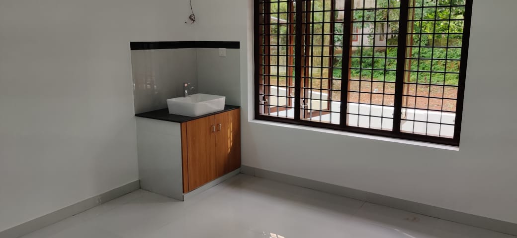 4BHK Semifurnished House2000sqft