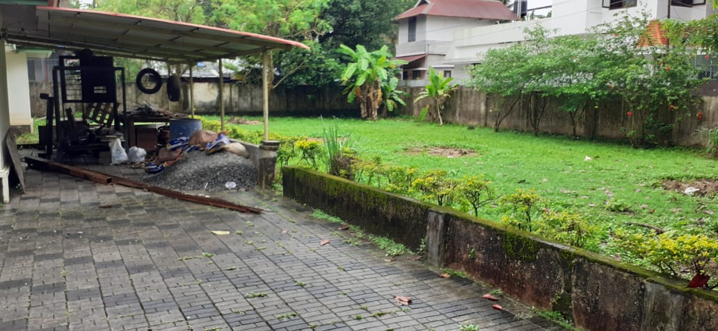 4cents of Residential Land in Kundanoor, Maradu