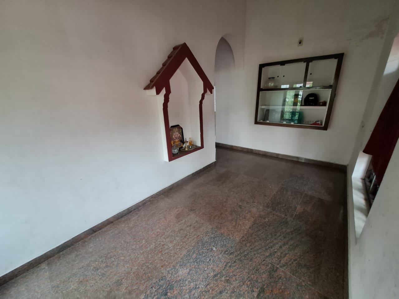 3BHK Semifurnished House 1150sqft in Edappily