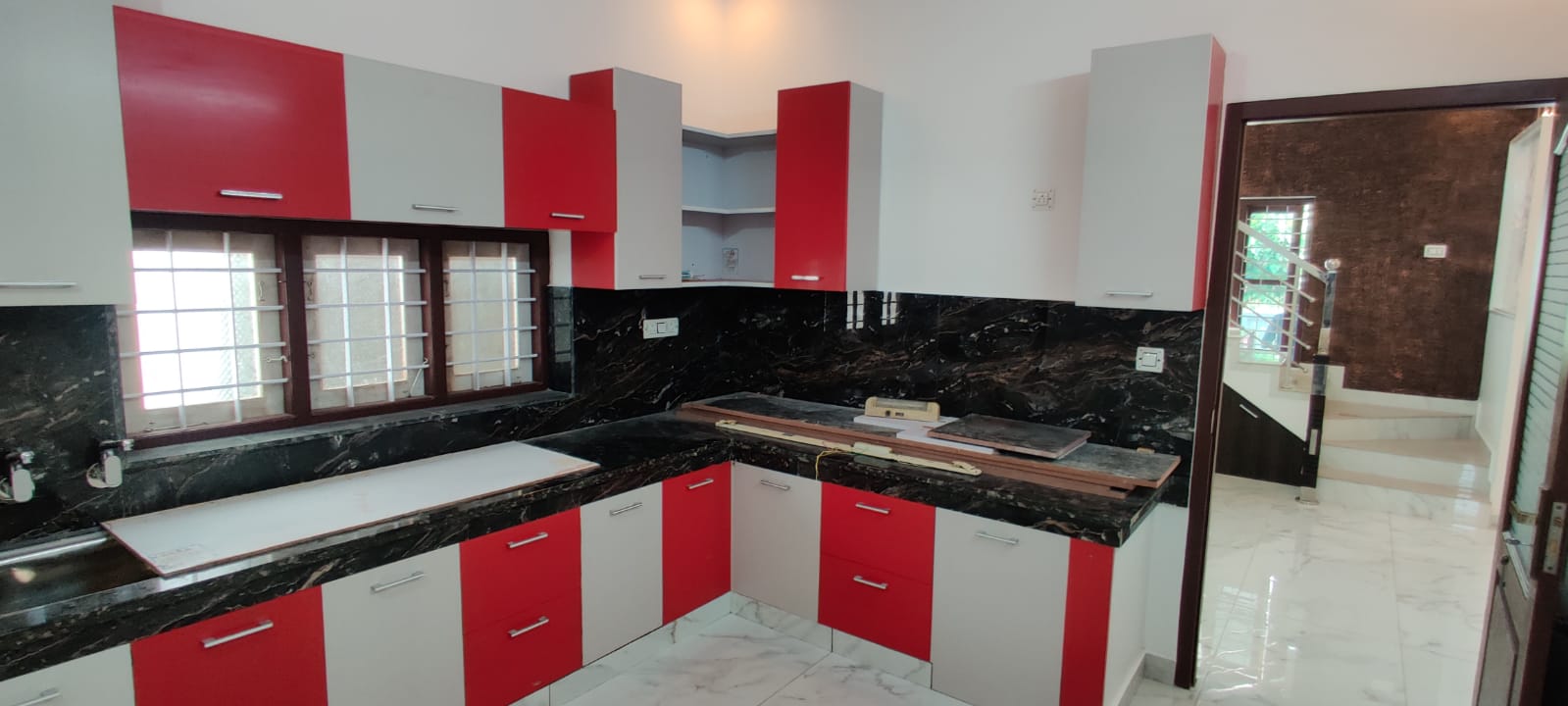 3BHK Semifurnished New house with 3.650 Land1700 sqft - for sale in Vattekkunnam, Kochi ( Ernakulam ), Kerala