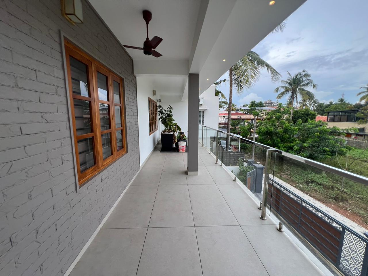 4BHK Fully Furnished Brandnew House with 10.5cent  4000sqt