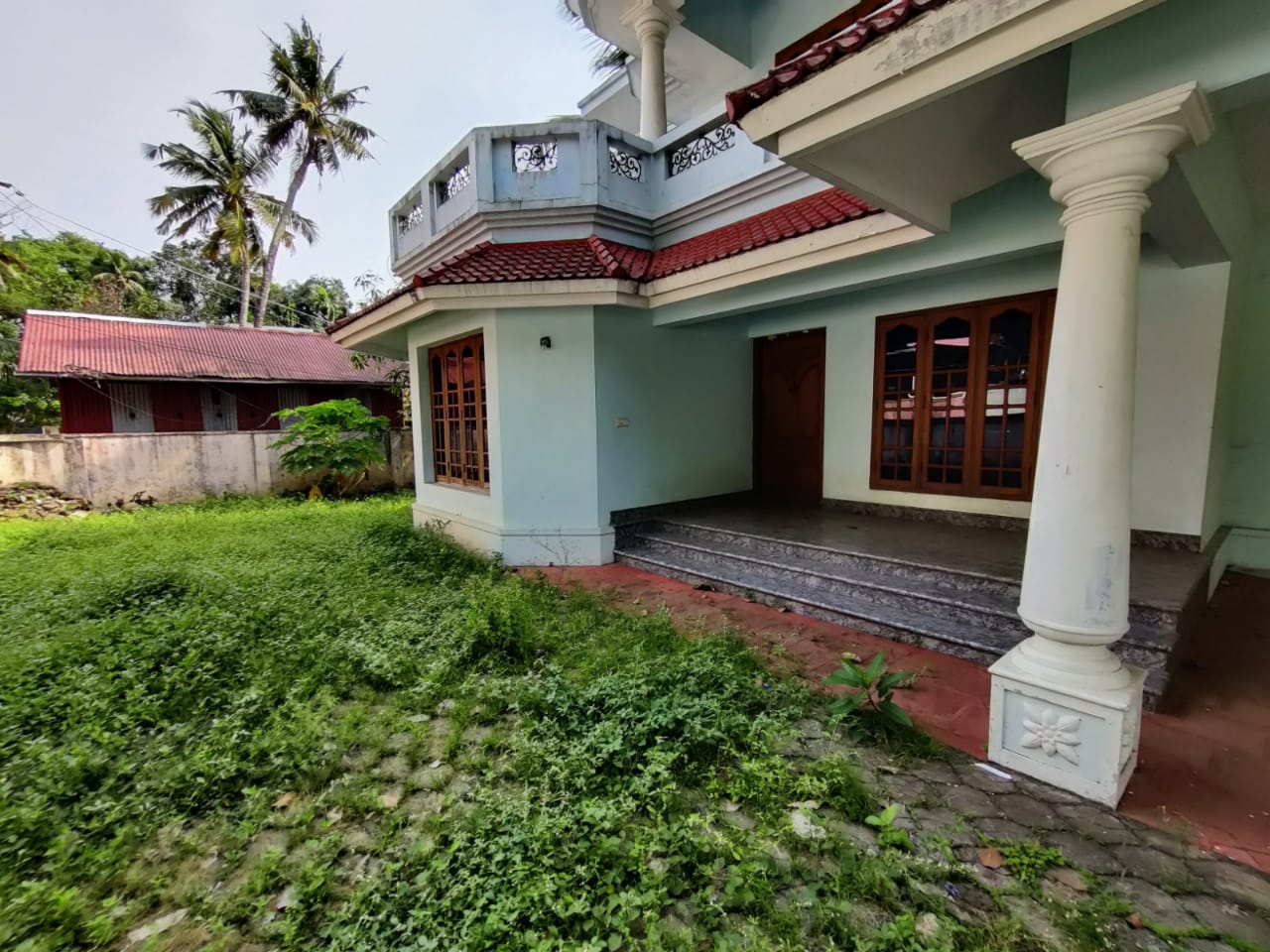 1650sqft, 4BHK Semifurnished House in Chalikkavattom - for sale in chalikkavattom, Kochi ( Ernakulam ), Kerala