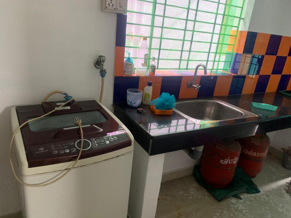 1650sqft, 3BHK Fully Furnished Flat in Kadavanthra