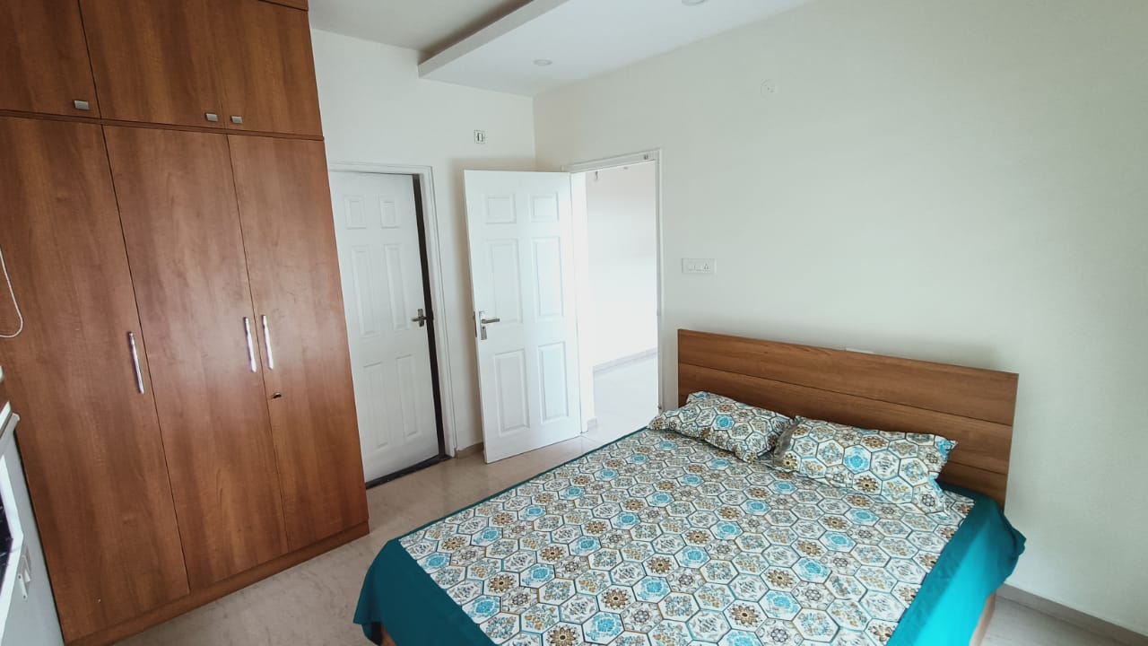 2BHK Semifurnished House 1400 sqft